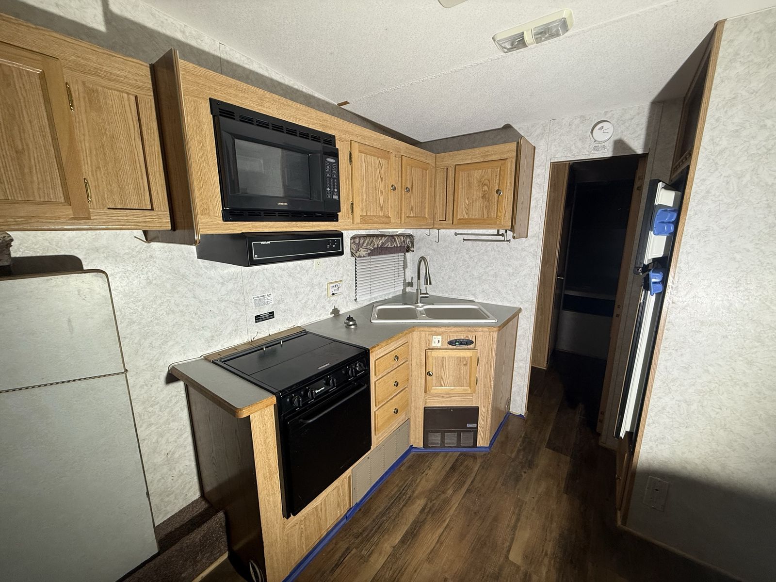 Main image 21