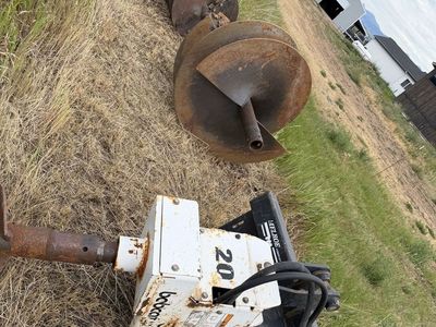Skidsteer auger attachment
