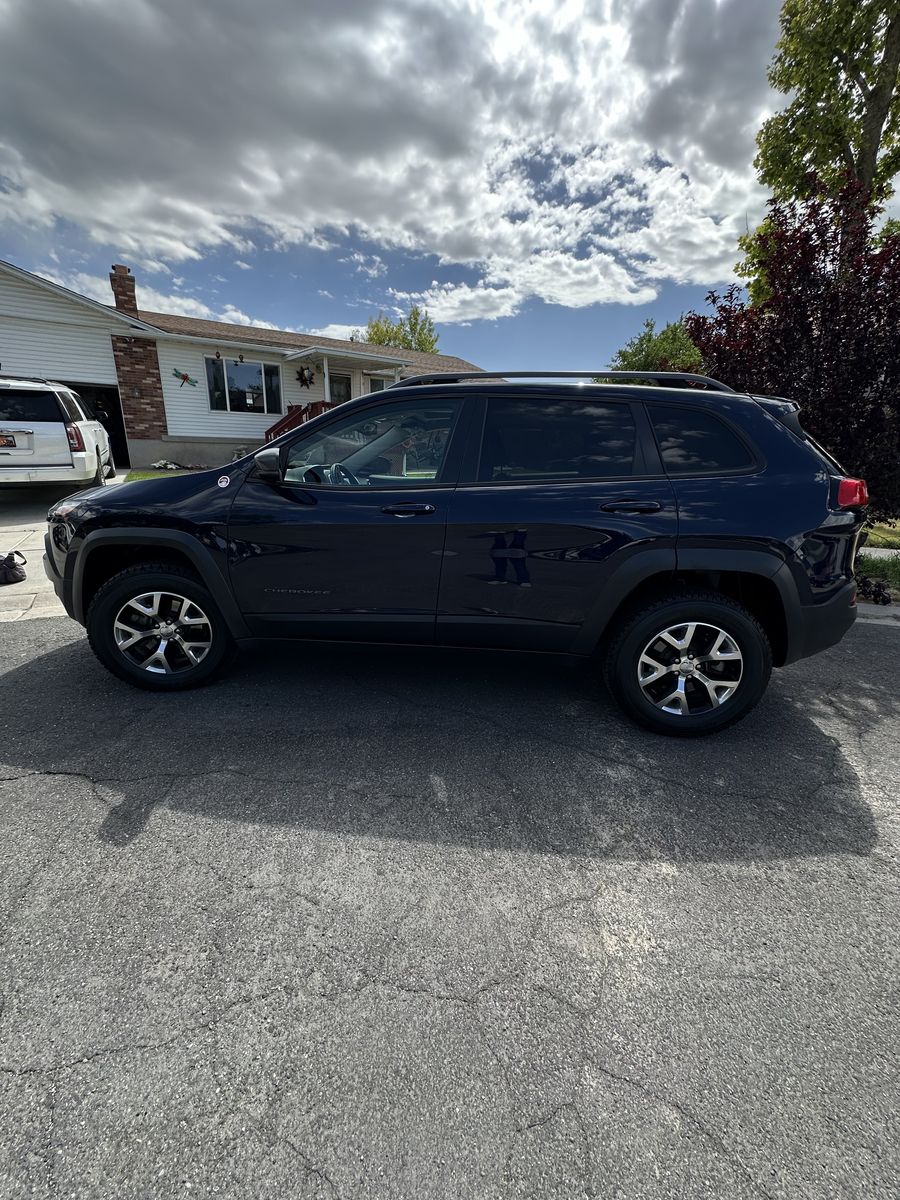 2014 Jeep Cherokee Trailhawk