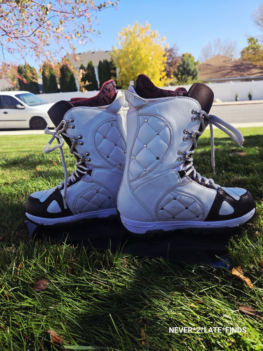 Sabbath Snowboarding Boots men's size 9