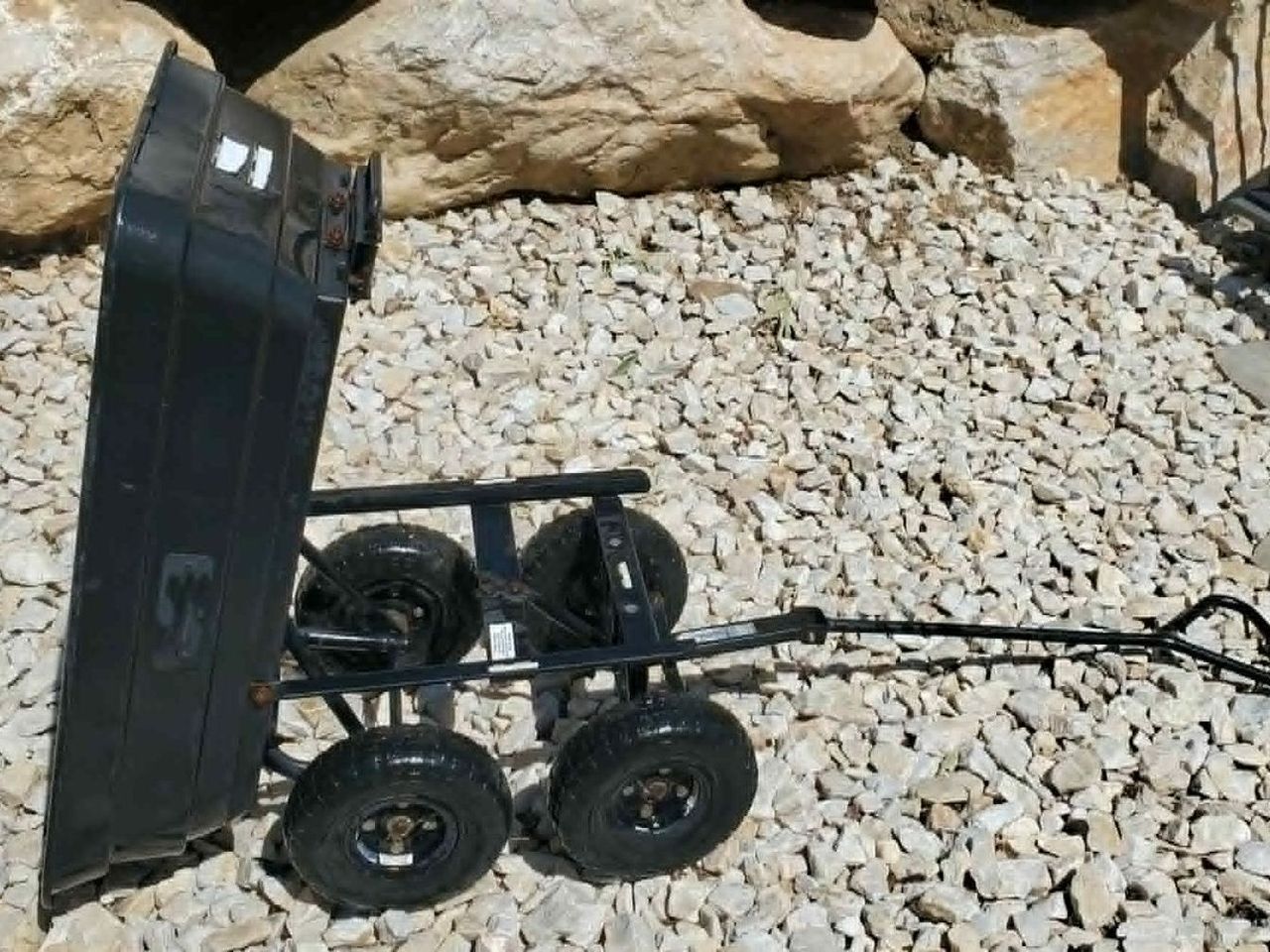 Main image 1