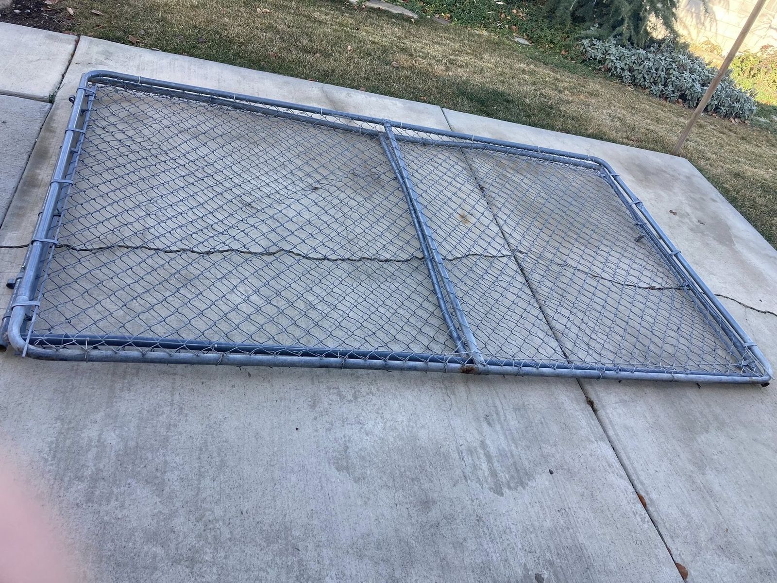 6x6, 6x10, 6 x 9'7" Panels & gates