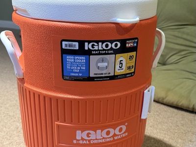 Igloo Seat Top 5-Gallon Beverage Cooler — Orange — $15