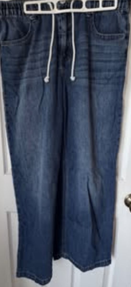 Juniors’ SO High Rise Pull-On Wide Leg Jeans • Size Large • NWOT