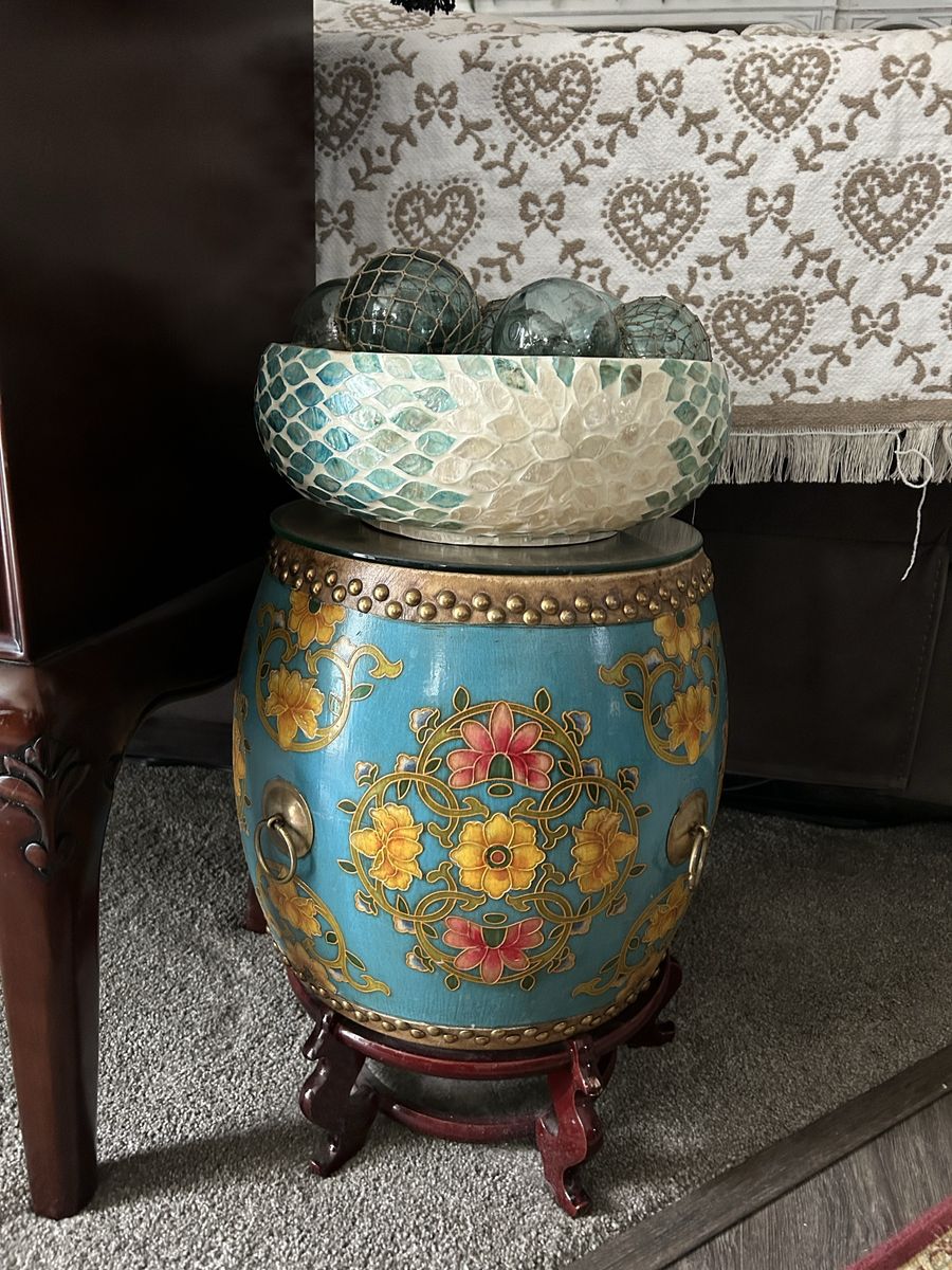 Unique Japanese Taiko Style table