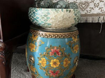 Unique Japanese Taiko Style table