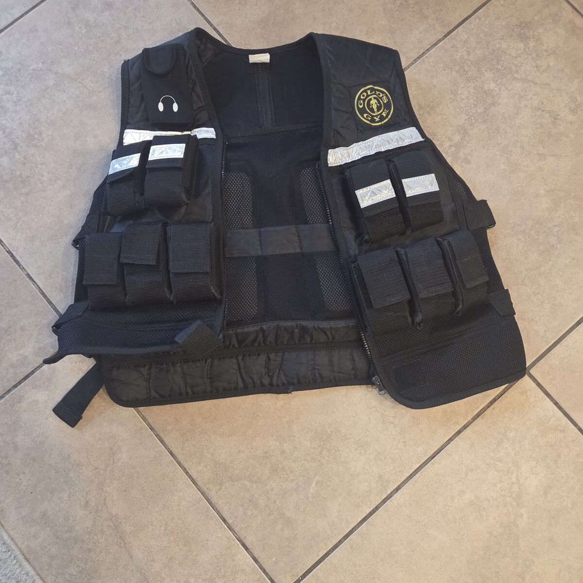 weight vest 22lb golds gym