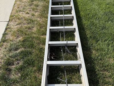 Aluminum Extension Ladder 24 ft (12 ft Collapsed)