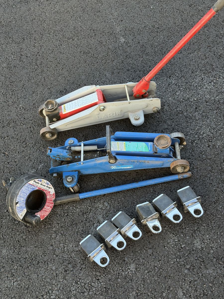 Main image 11