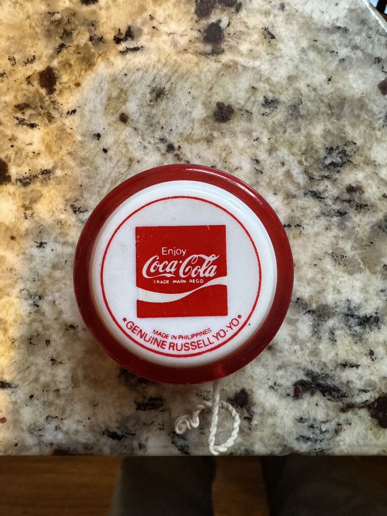 Genuine Russell Yo-yo Coca Cola Christmas