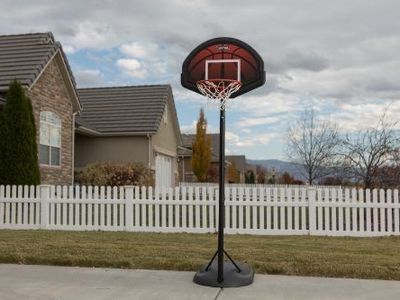 Lifetime Adjustable Portable Youth Basketball Hoop