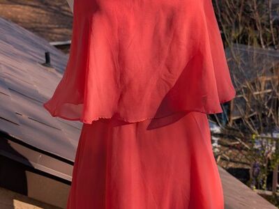 Size Medium Forever 21 Coral dress.