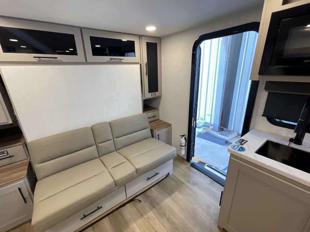 Main image 24