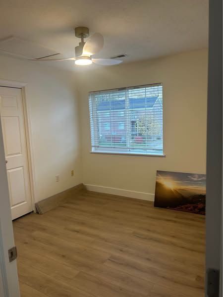Room for Rent with Private Bathroom in Downtown SLC - Female Preferred