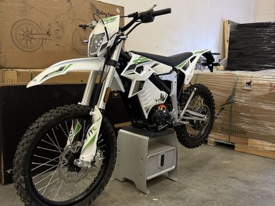 2025 Admit Jet Armor Electric Dirt Bike
