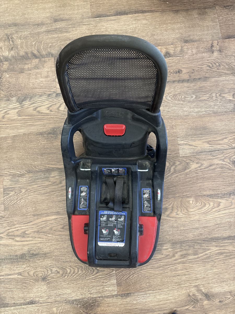 Britax B-Safe 35 Infant Car Seat Base Black/Red Click & Go System