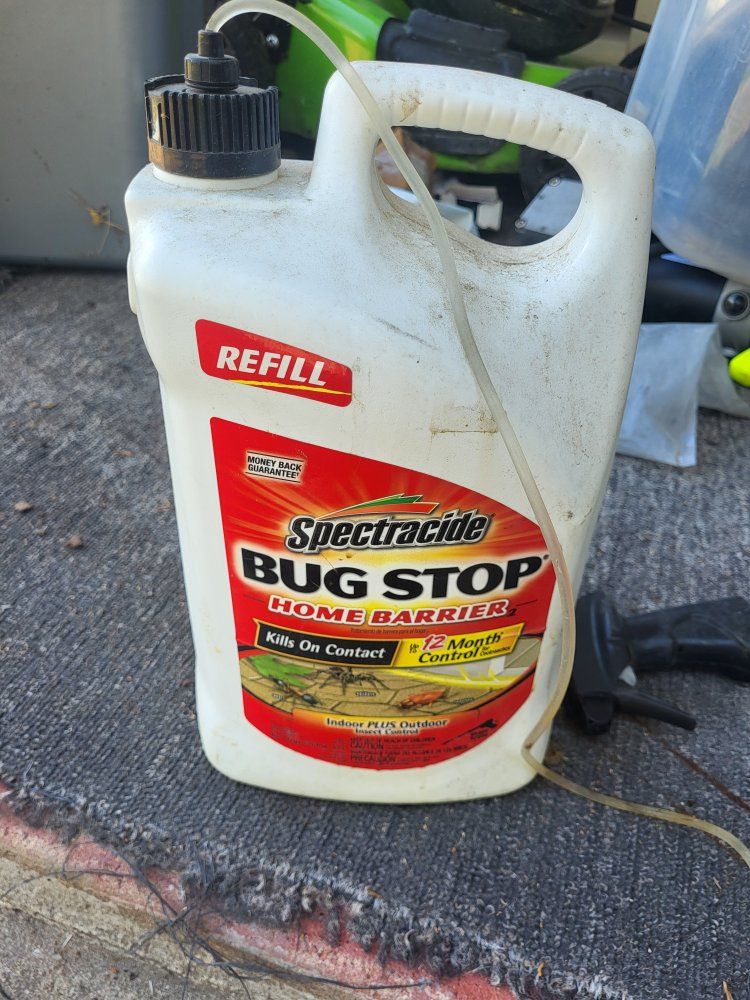 Spectracide Bug Stop Home Barrier Insect Killer Refill Container
