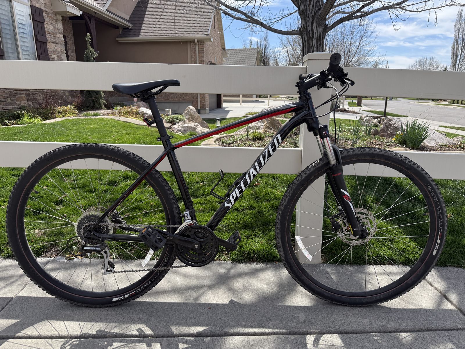 2018 Specialized Rockhopper Sport