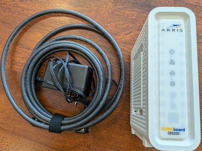ARRIS SURFboard DOCSIS 3.1 Cable Modem 2 Gbps (2000 Mbps) speeds
