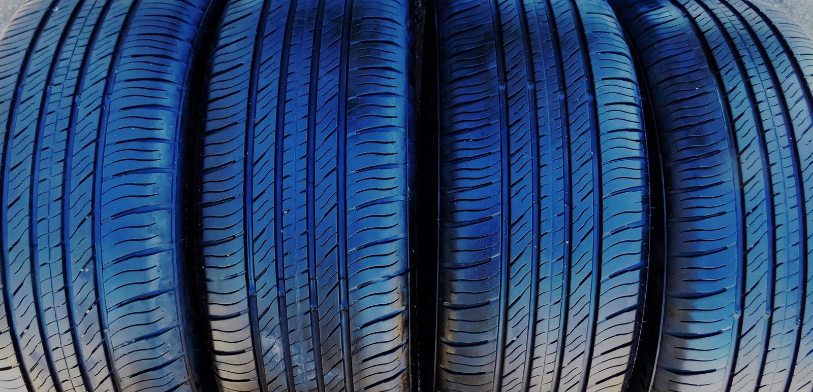 205 60R 16 GT Radial