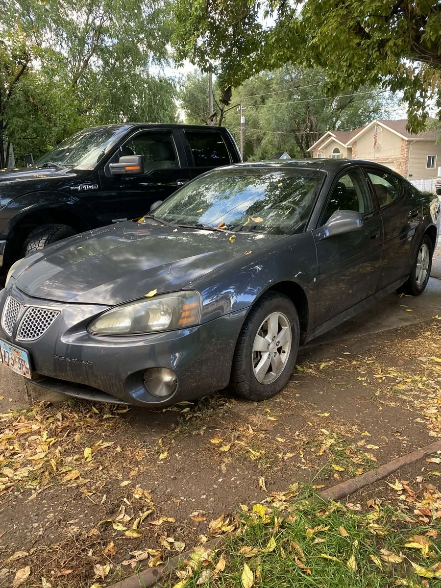 2008 Pontiac Grand Prix 