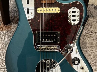 HUMBUCKER Fender 60’s Vintera Jaguar guitar