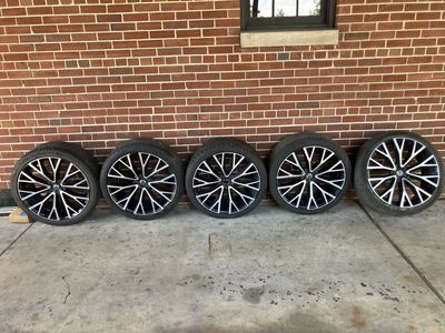5 Volvo wheels and tires—265/35/22