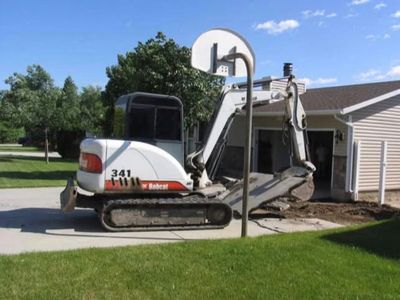 341 Bobcat Excavator with additional attachments