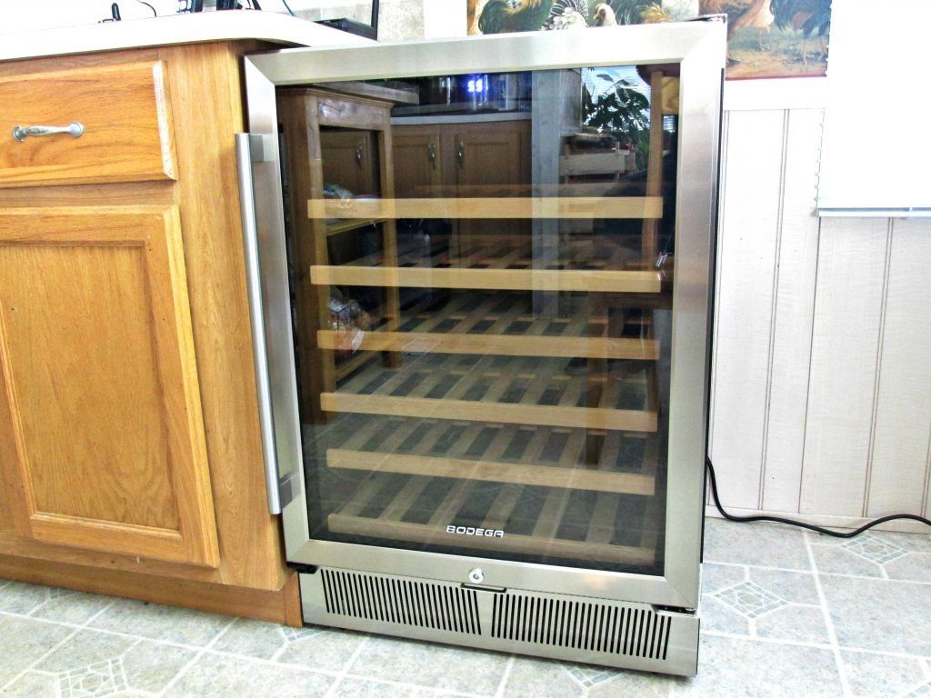 BODEGA Wine Cooler Refrigerater 24"