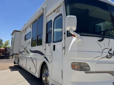 2005 Alpha See Ya motor home