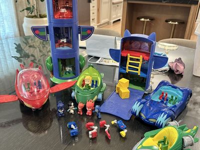 PJ Masks HQ Playset Lot with Vehicles and Figures Used Good