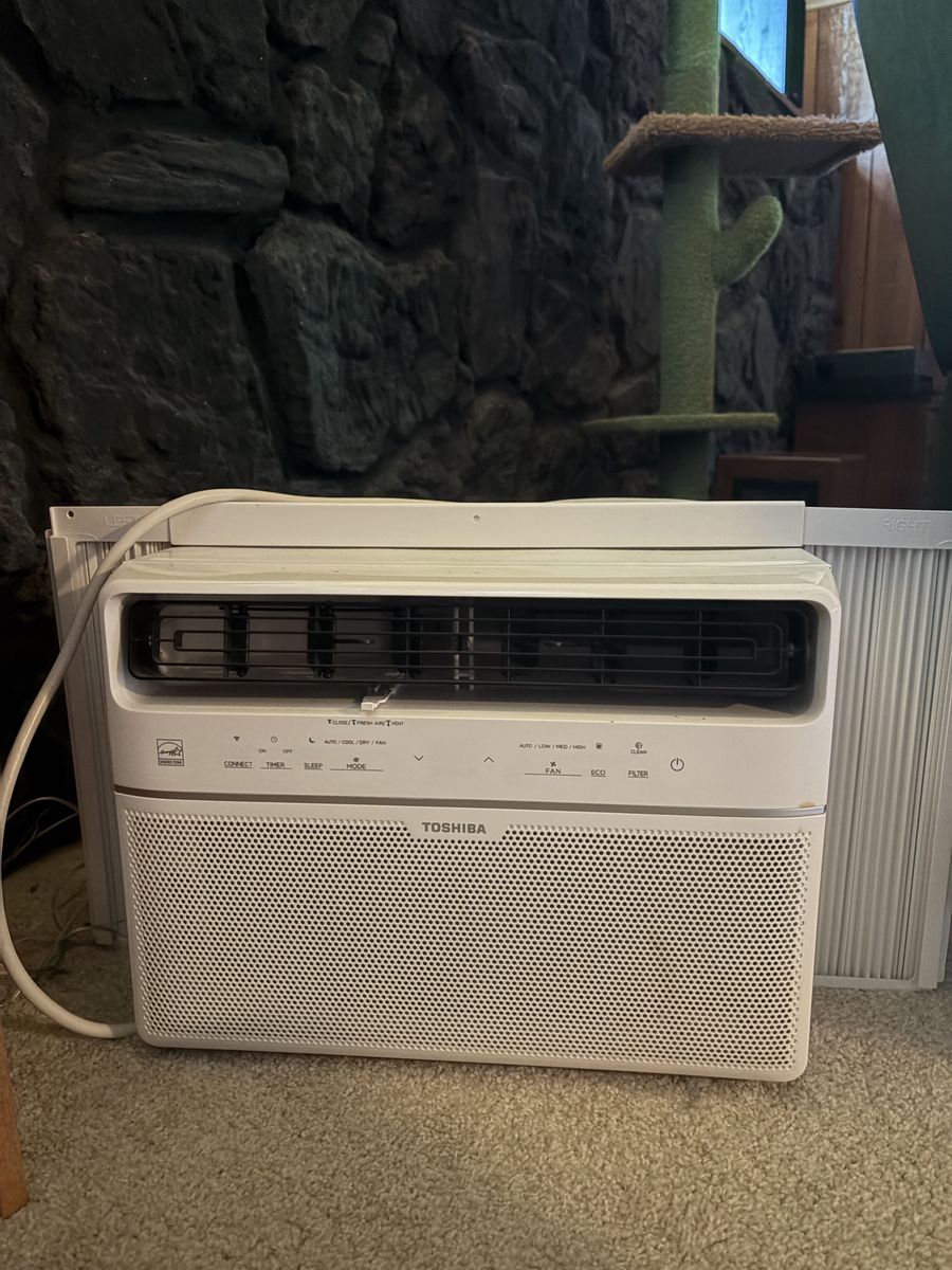 Toshiba Window AC Unit - 14,500 BTU cools up to 700 sq ft