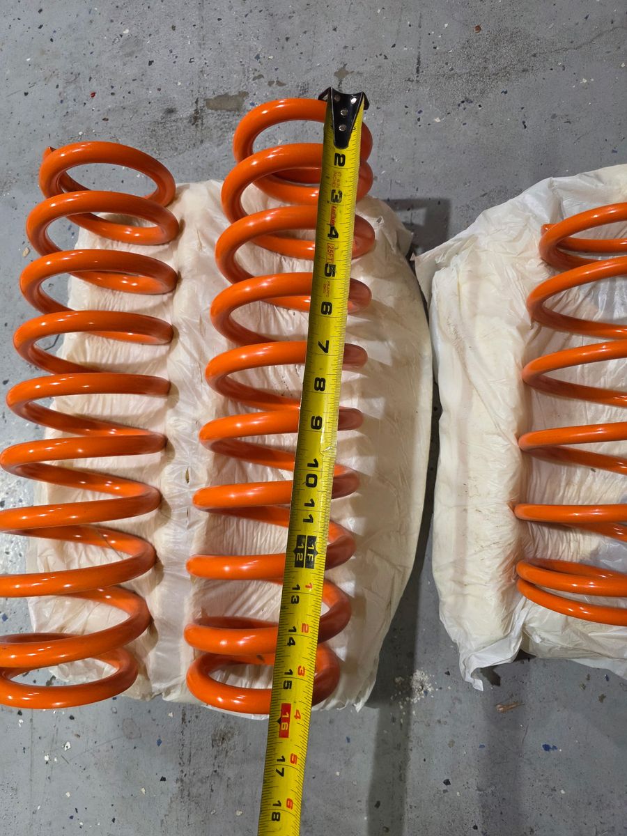 Main image 3