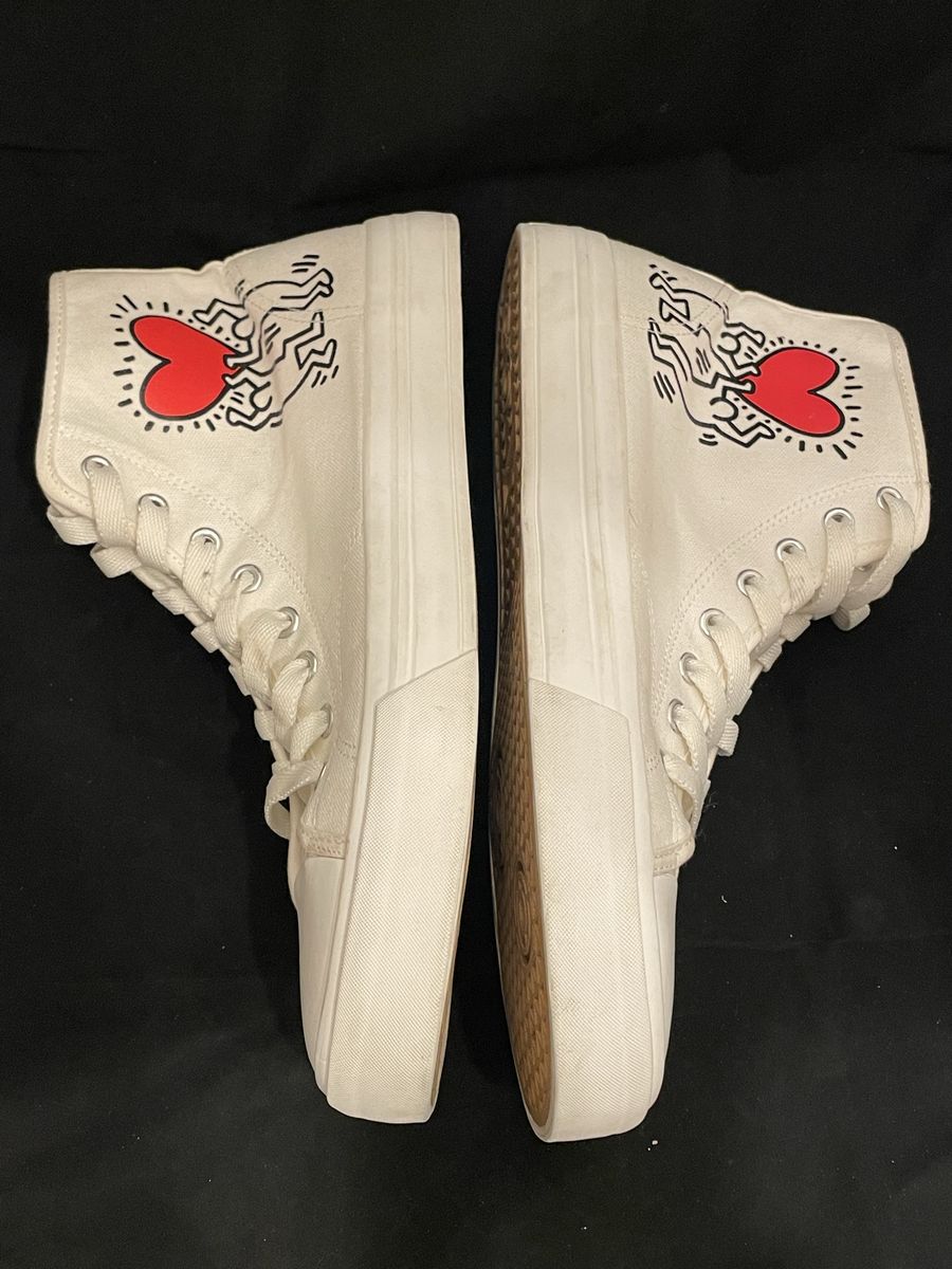 H&M Men's Heart Keith Haring White Canvas High Top Sneakers Size 10.5