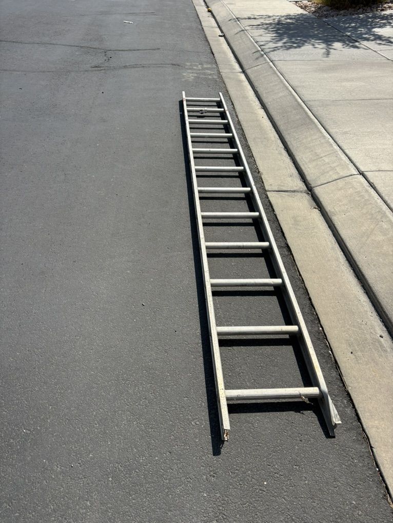 12 Foot ladder - Free