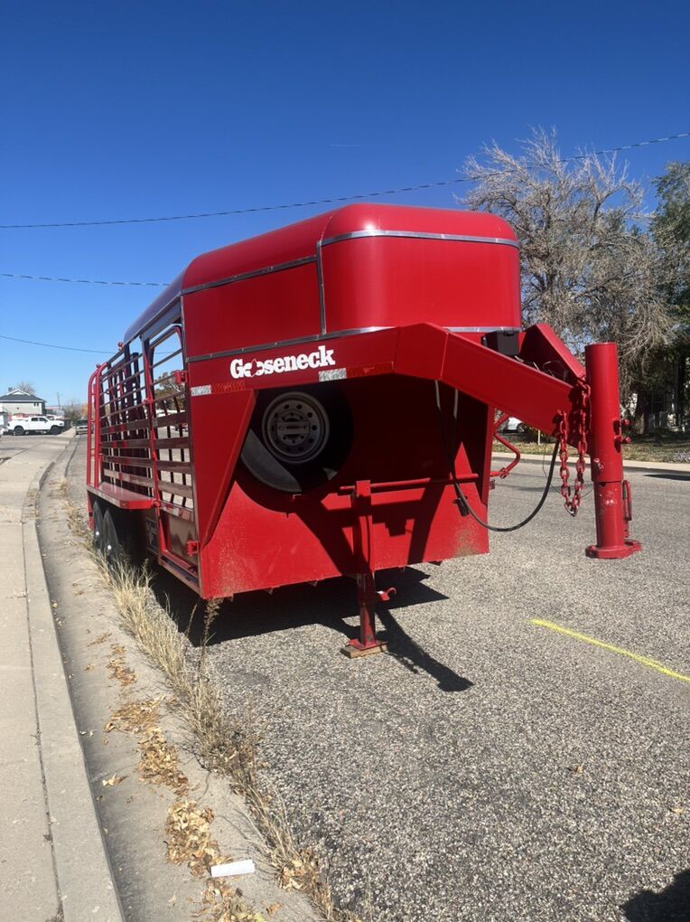 GOOSENECK TRAILERS
