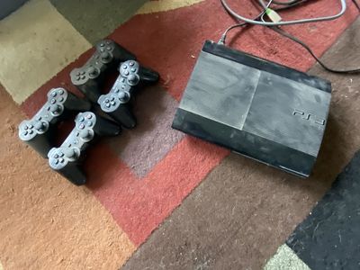 PS3 and 4 controllers