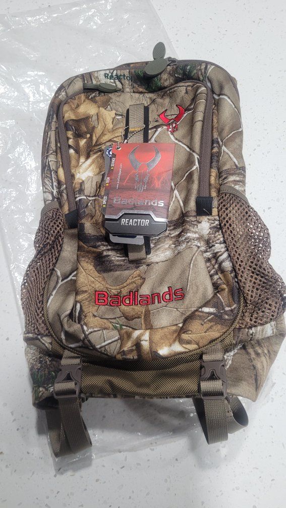 New Badlands Reactor Camo Hunting Pack