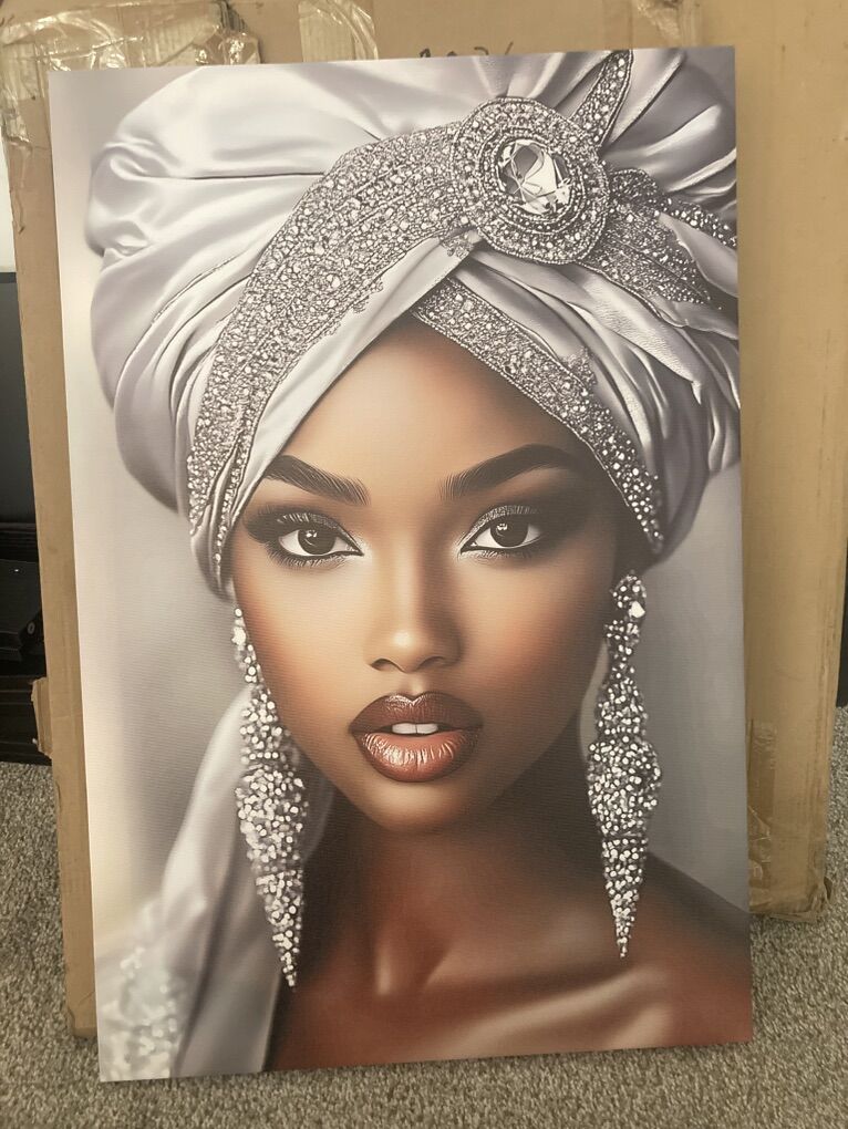 New African American Elegant Girl Wall Art