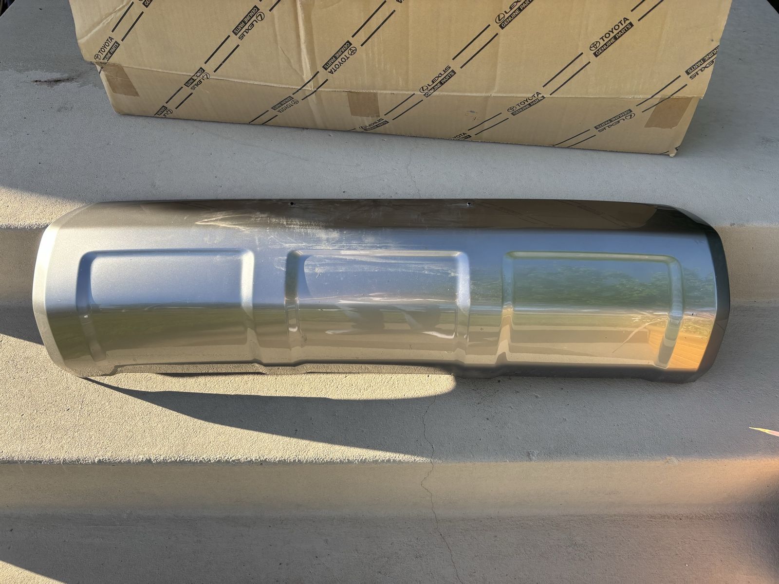 2018 Toyota 4 runner lower front valance