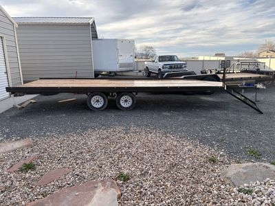 4 Place Snowmobile / ATV Trailer