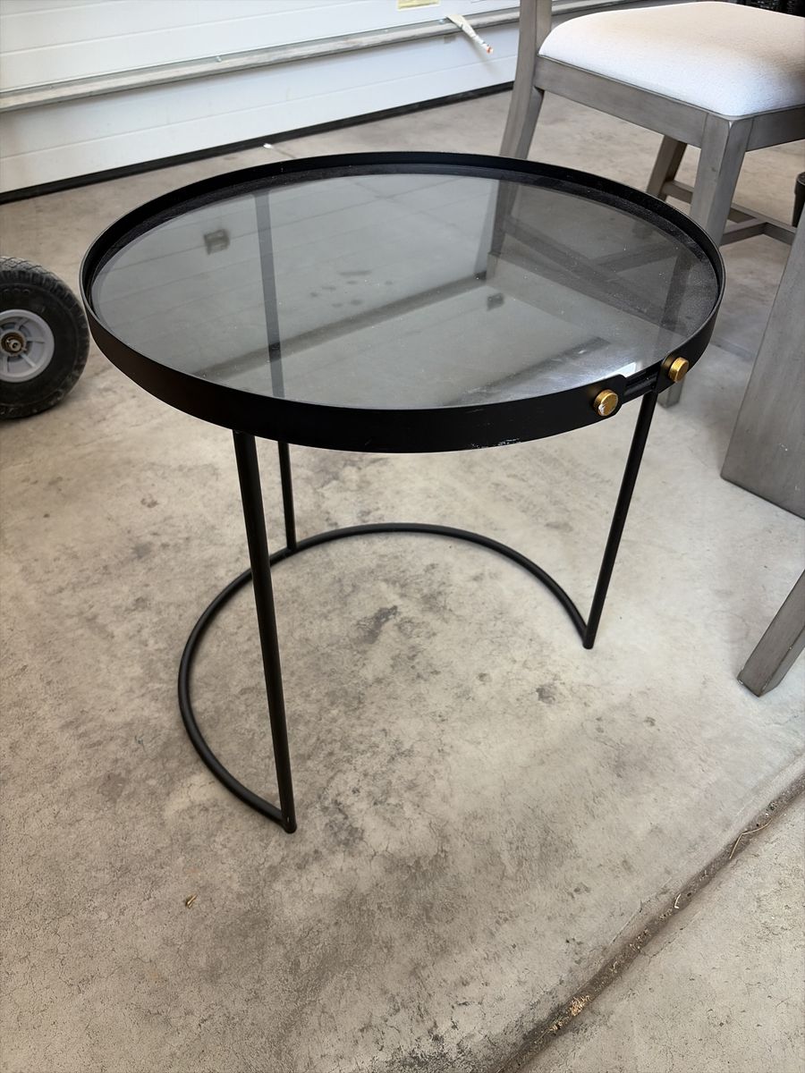 Circle metal and glass end table 