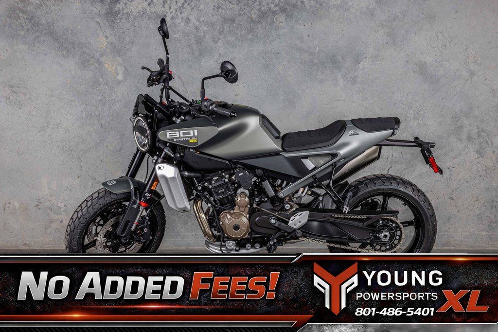 2027 Husqvarna® Svartpilen 801 SE