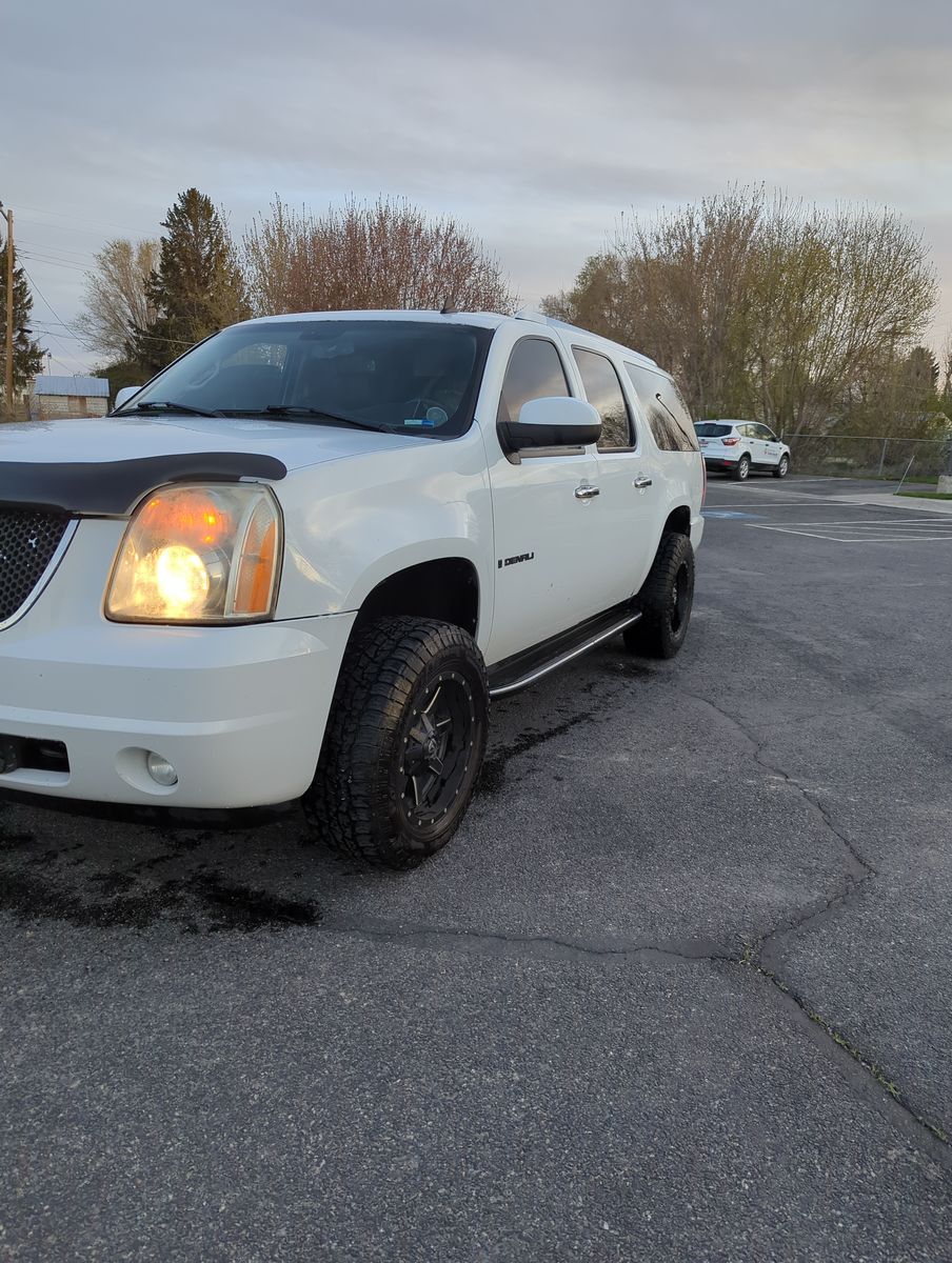 2007 GMC Yukon XL Denali