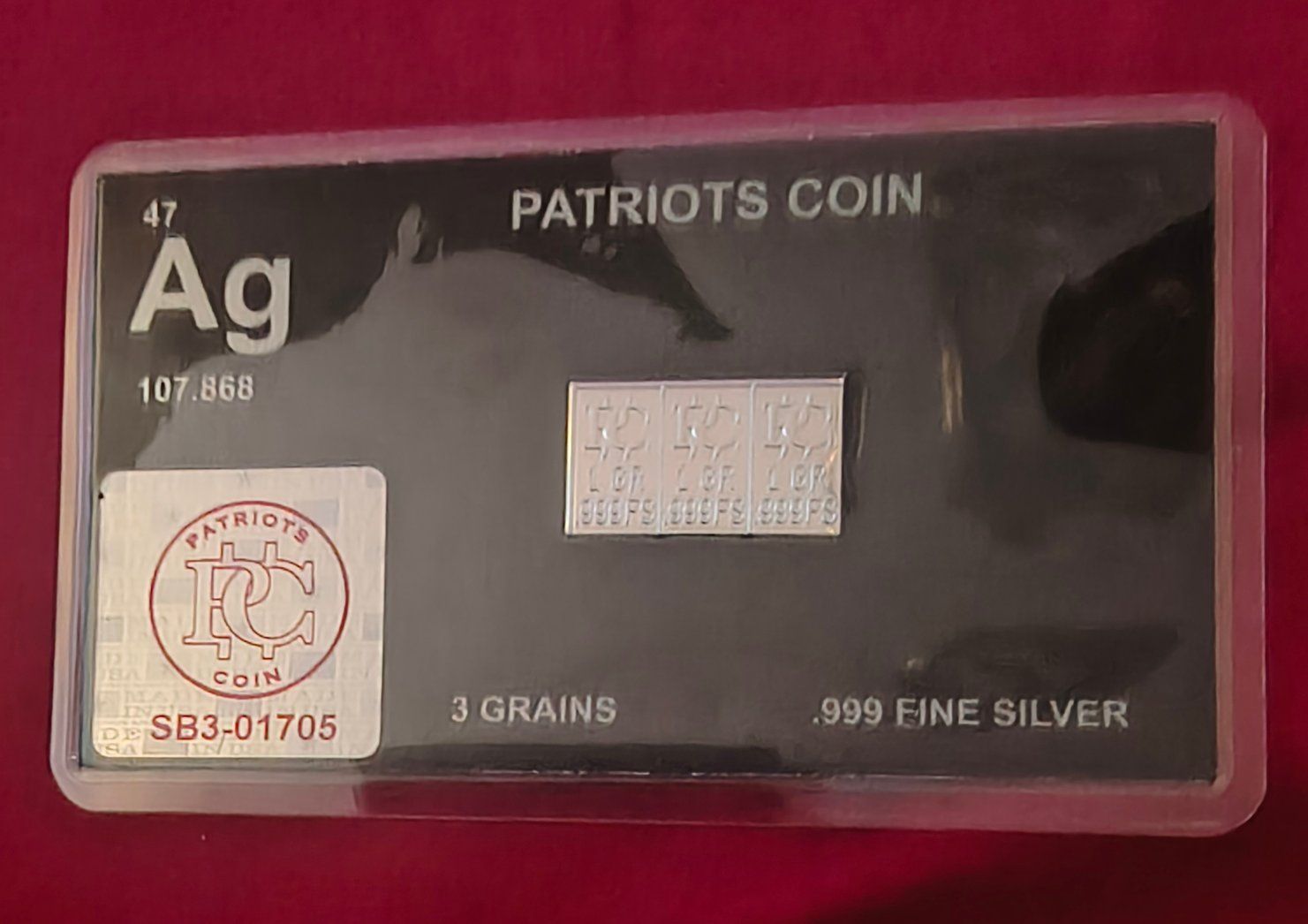 Patriots Coin 3 Grains .999 Fine Silver Bar Barset in Protective Display Case