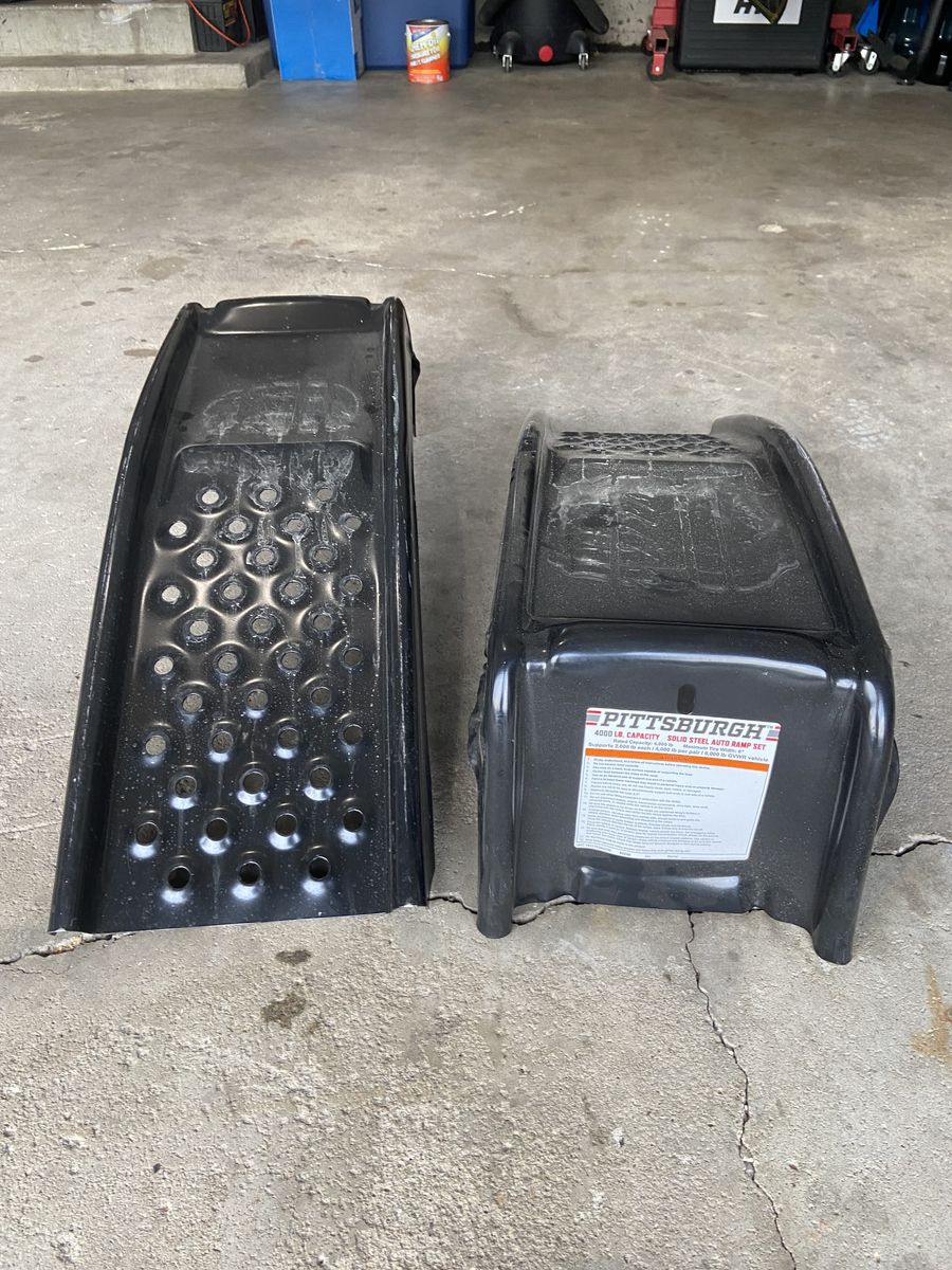 PITTSBURGH 4000 lb. Capacity Solid Steel Auto Ramp Set