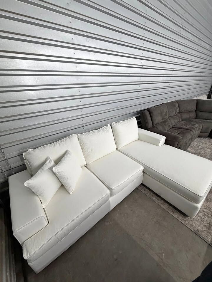 Alden 100” L-Shape Sectional — Brand New