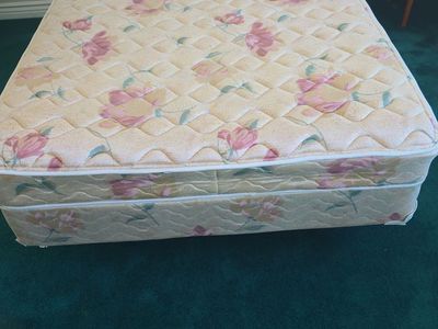 Full Size Mattress And Boxspring
