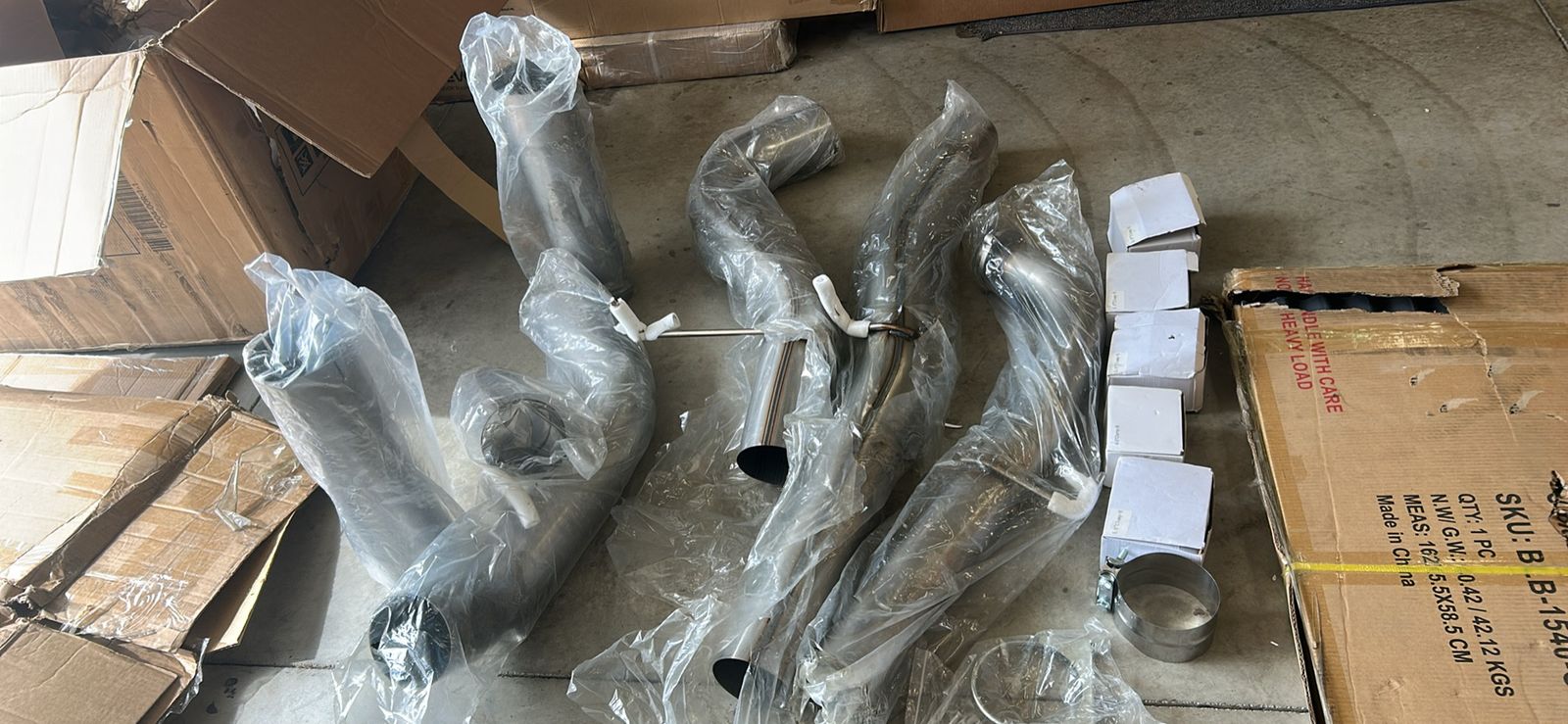 New Stainless Steel Exhaust System Pipes with Hardware