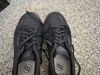 Keen Utility Black Slip-On Safety Toe Work Shoes Men's Size 11 carbon toe